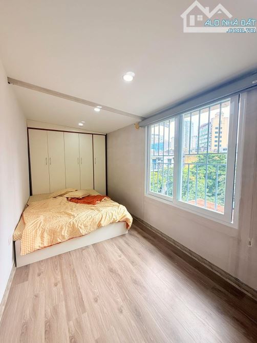 tập thể siêu đẹp ở luôn - lô góc 3 thoáng - tặng full nội thất - bạt ngàn tiện ích chỉ 3.x - 2