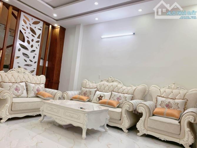 CỰC RẺ NHÀ 3 TẦNG KIÊN CỐ HÙNG VƯƠNG 50M CHỈ NHỈNH 4 TỶ xx - 2