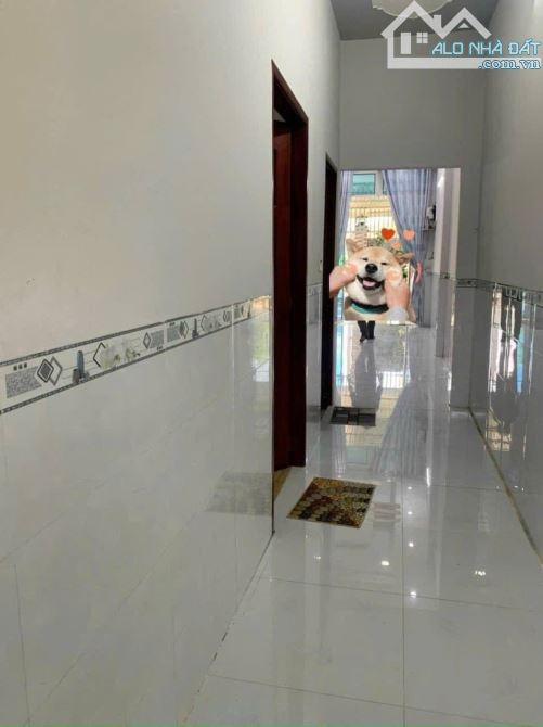 Ngộp ! Bán gấp căn nhà ở gần bệnh viện đa khoa Xuyên Á , Củ Chi 98m2 SHR giá chỉ 820tr - 2