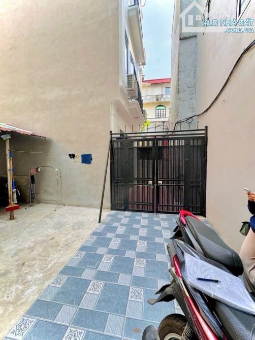 💜BÁN ĐẤT PHỐ NGÔ GIA TỰ 32M2 MT 4.5M CHÀO 5 TỶ - 3 BƯỚC CHÂN RA PHỐ - NGAY ĐẦU VÒNG XUYẾN - 2