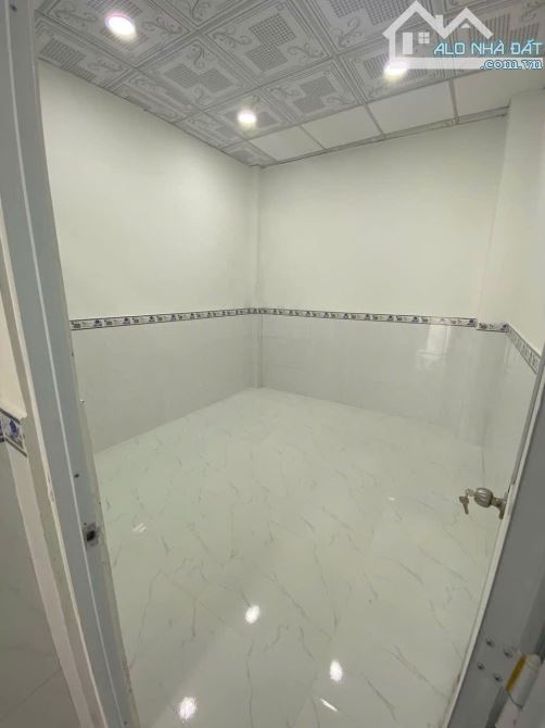 Bán nhà Trần Văn Đang, Phường 9, Quận 3 48m2 2 Tầng  Giá 3.x ( TL). - 2