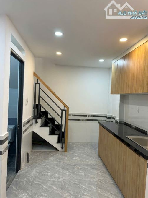 Nhà mới đẹp 1 lầu 25 mét nguyễn thị xinh thới an Quận 12 - 2