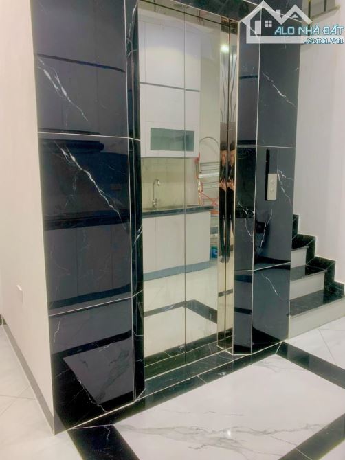 Bán nhà phố Khương Đình, lô góc, 6 tầng thang máy, 36m2 giá 9.4tỷ - 2