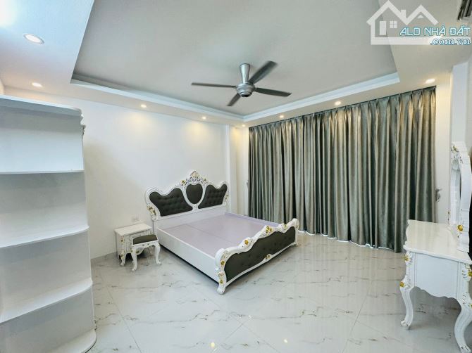 bán nhà Phố Lò Đúc - 57m2 - thang máy - oto đỗ cựa - nhà mới đẹp,chắc chắn - 13,3 tỷ - 2