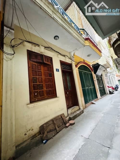 Bán nhà Hoàng Quốc Việt, Cầu Giấy, 50m, 3 tầng, mặt tiền 3.6m, giá 13.8 tỷ - 2