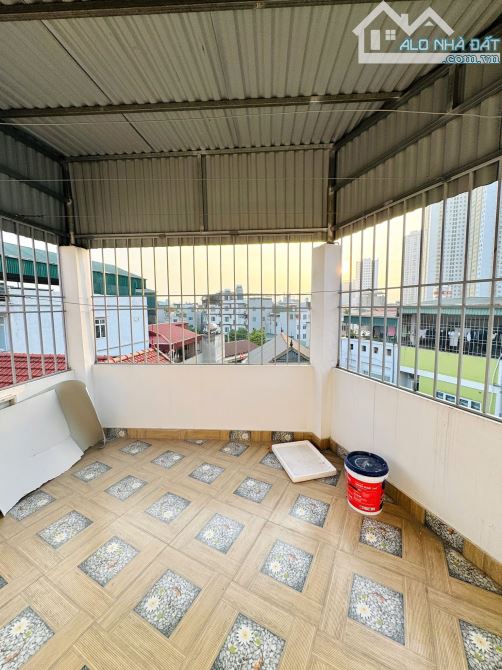 Bán nhà Tặng Full nội thất - nhà mới xây - kinh doanh tạp hóa đỉnh 5 tầng xách vali về ở. - 2