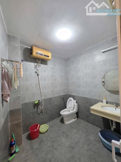 QUAN NHÂN : 52,5M - 13 TY - MẶT TIỀN RÔNG - Ô TÔ VÀO NHÀ - 2