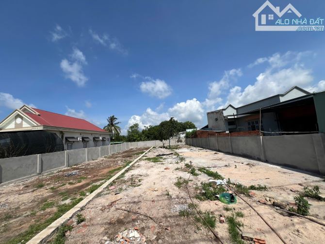 Đất đẹp ngay điểm giao của tuyến đường 44B (Sài Gòn - Hồ Tràm) và đường trung tâm xã Phước - 2