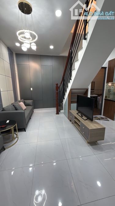 🏡 NHÀ ĐẸP NGUYỄN VĂN CÔNG – P.3, GÒ VẤP – NGANG 5.8M – GIÁ 4.5 TỶ - 2