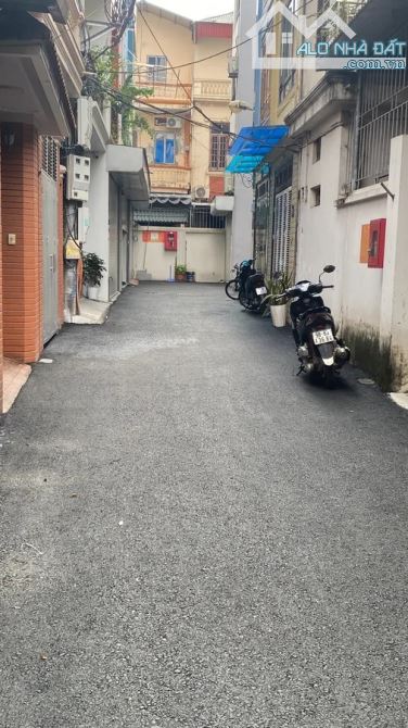 Đất Nguyễn Văn Cừ 60m MT 6.5m giá 15 tỷ ô tô vào đất, 10m ra ô tô tránh đỗ - 2