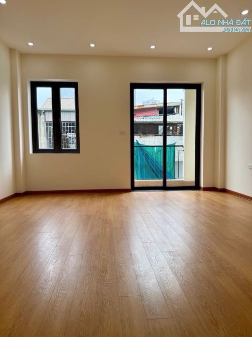 BÁN NHÀ 5 TẦNG, THANG MÁY – PHÚ LƯƠNG, HÀ ĐÔNG Bán nhà 45m², 5 tầng mới đẹp, full nội thất - 2