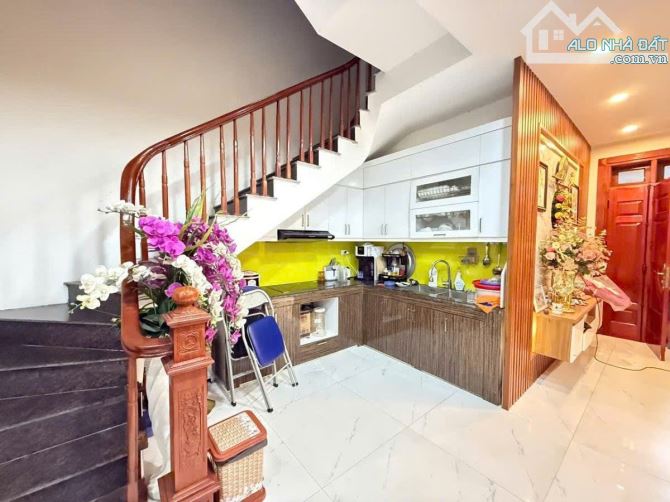 LÔ GÓC PHỐ LÊ ĐỨC THỌ TỪ LIÊM 40m 9 TỶ 5 TẦNG MT3.8m NHÀ MỚI ĐẸP NỞ HẬU TÀI LỘC - 2