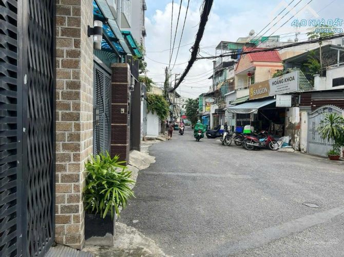 Gần mặt tiền - bán nhà Bình Thạnh - HXH Lê Quang Định - DT 4x22m (87m2) - giá tốt chỉ 9 tỷ - 2