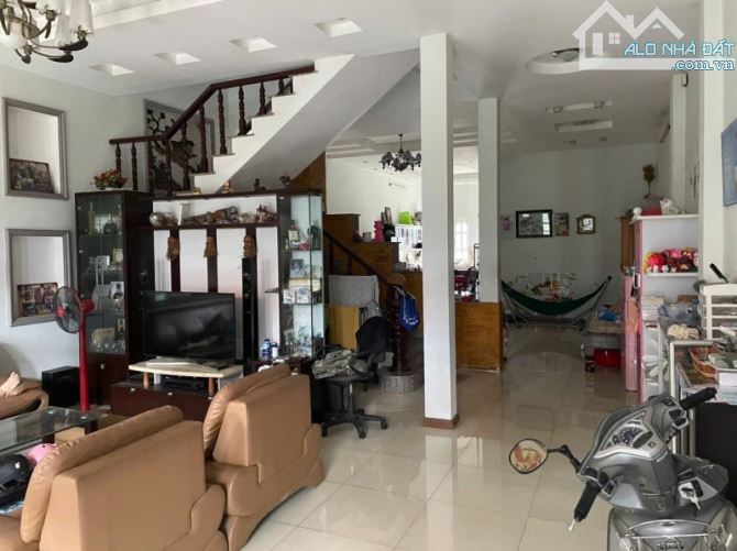 Bán Nhà HXH 8m Diện Tích Lớn 156m2 Ngang 6.5m Giá Chỉ 14.5 Tỷ Tăng Nhơn Phú A - 2