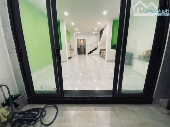 NHÀ 3 TẦNG . 56M2 - 4.5×13 - 3PN. 3WC . GẦN BỆNH VIỆN HỒNG ĐỨC . - 2