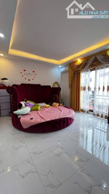 Hiếm quá rồi, Hoàng Quốc Việt, Trần Cung 80m, 5 tầng, mt hơn 5m, ô tô vào, giá cực tốt. - 2