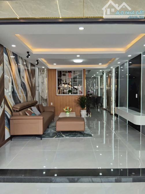 Mặt tiền kinh doanh 4 tầng, đường nhánh Lê Văn Thọ Gò Vấp, Ngay CV Làng Hoa, 4*14m, 9.X Tỷ - 2