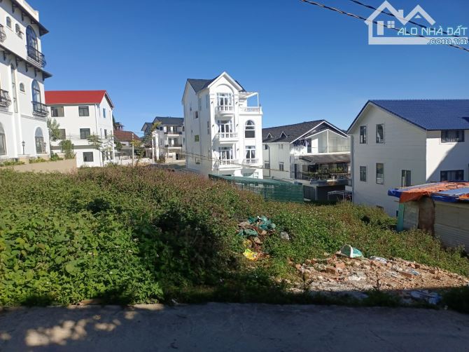 bán đất xây biệt thự villa trịnh hoài đức đà lạt _200mv giá chỉ 7, 5 tỷ ( giá tốt ) - 2