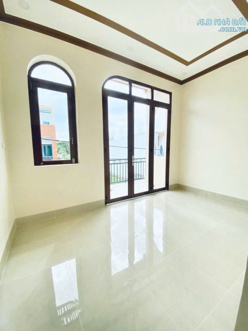 NHÀ ĐẸP 1 LẦU, 158 M2 ĐƯỜNG 7A KDC MINH LINH, P THANH ĐỨC, T VĨNH LONG - 2