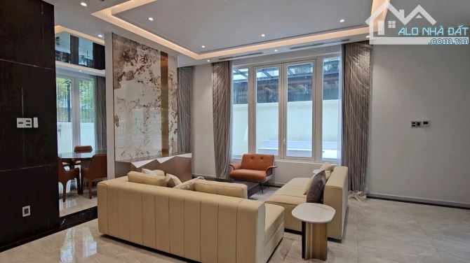 Bán biệt thự Sala Quận 2 chỉ 250tỷ DT 321m2 18x18 hầm 4 tầng full nội thất - 2