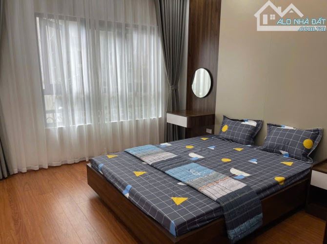Bán nhà phố Nguyễn Văn Huyên, Dương Quảng Hàm, ngõ 2 ôtô tránh, thang máy, kinh doanh*60m2 - 2