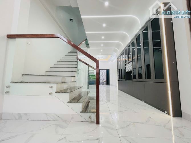 Chào Bán Căn Nhà 3 Tầng Ngõ Lộc Vượng - P Nam Đinh - 2