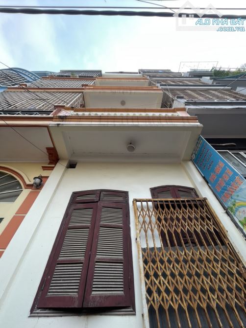 Hơn 8tỷ căn 4T gần phố Định Công, gần phố. - 2