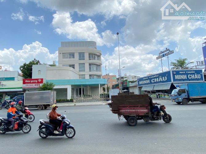 Bán nhà 501-503 Nguyễn Oanh P.17 GV. DT 16x42m, 4 tầng. Giá 105 tỷ TL - 2