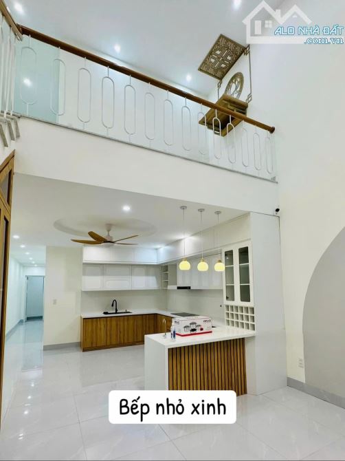 CẦN BÁN NHANH CĂN NHÀ GÁC LỬNG CÁCH CÂY XĂNG ĐỨC HƯNG CHỈ 6P - 2