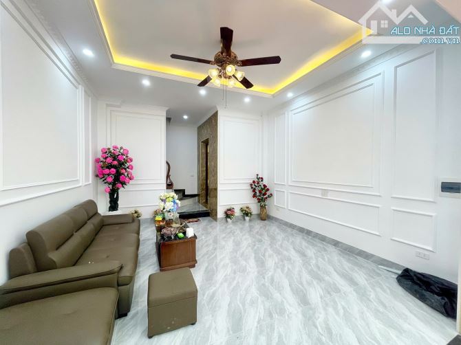 Bán nhà 157 phố Pháo Đài Láng,Láng Thượng,Đống Đa 34m,6 t thang máy 8,6 tỷ - 2