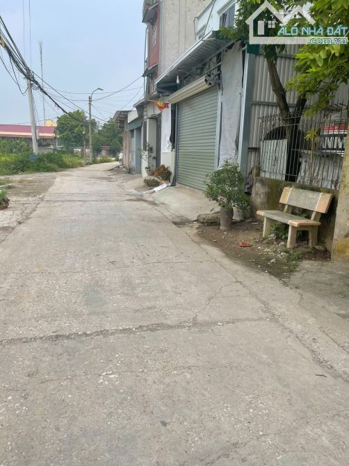 CẦN BÁN GẤP LÔ ĐẤT THỔ CƯ GIÁ RẺ TẠI THỊ TRẤN CHÚC SƠN - 2