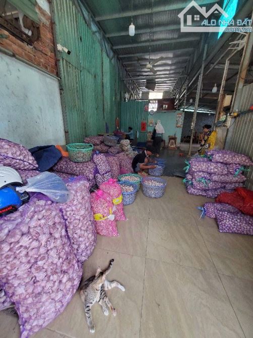 Bán đất đường số 1, mặt tiền 20M, kdc Nam Hùng Vương, Bình Tân, dt 92m2, chỉ 8.8 tỷ - 2