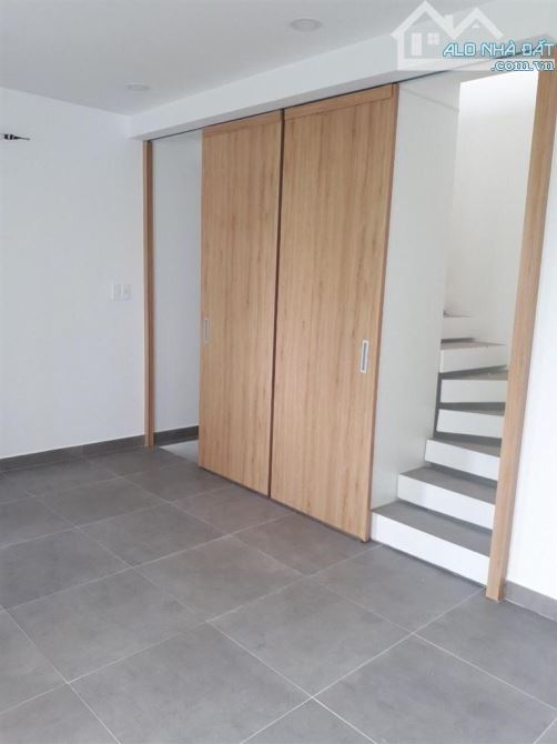 BÁN NHÀ BÌNH THẠNH D1(NGUYỄN VĂN THƯƠNG) 5x7 4 TẦNG XE HƠI ĐỔ CỬA - 2