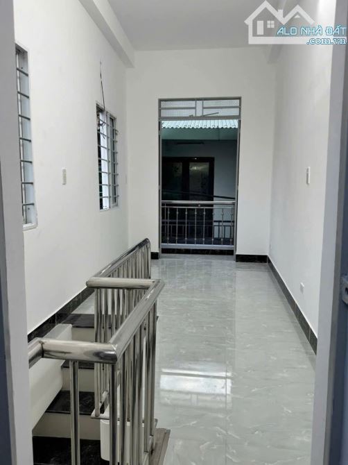 NHANH TAY KHÁCH ƠI! 2 TẦNG MỚI TINH GẦN MẶT TIỀN NGUYỄN HOÀNG MÀ CHỈ HƠN 3 TỶ. - 2