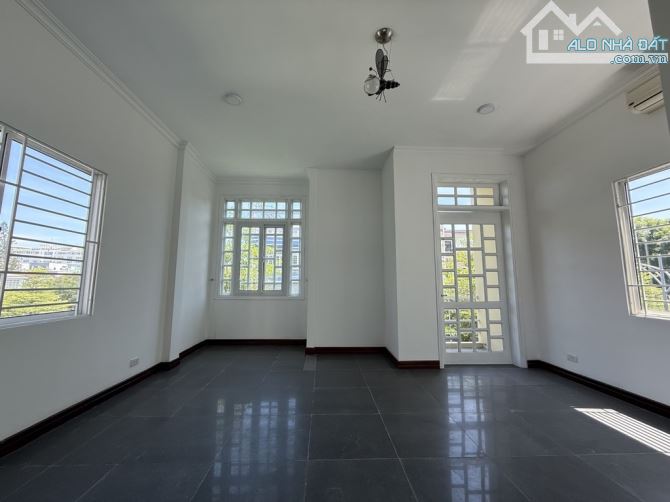 🎉🎉SIÊU PHẨM HOT NHẤT QUẬN HẢI CHÂU - MẶT TIỀN LÊ DUẨN - SÁT NGÃ TƯ NGUYỄN THỊ MINH KHAI - 2