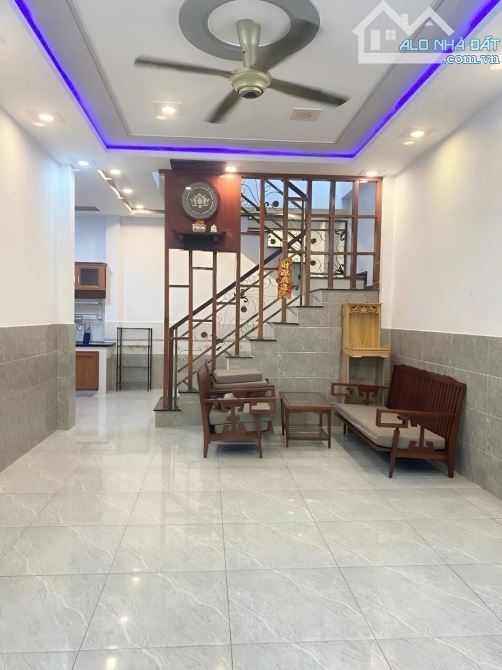 HẺM XE TẢI THÔNG HƯƠNG LỘ 2 MÃ LÒ 3 TẦNG 4M11M NỞ HẬU 7M Chỉ 5,09 TỶ - 2