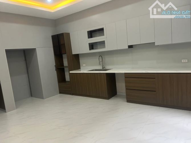 NHÀ MỚI VƯƠNG VŨ . 45M - 5T -  Chỉ 16.99 TỶ Siêu  Phẩm trong tầm giá - 2