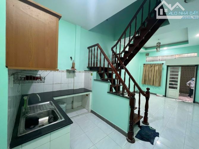 Bán nhà TÂN THÀNH - QUẬN TÂN PHÚ. 🏘️ 30m2 - chỉ💸 3.4 tỷ💸 Trệt, lầu, 2Pn. Sổ riêng _ Phá - 2