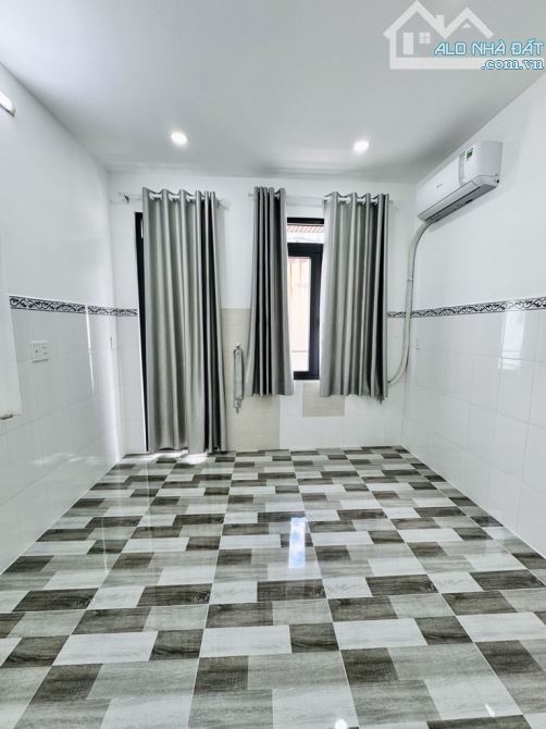 Bán Nhà 3tầng-DT 43m2- 1/ Đường Trường Chinh -Q.Tân Bình-Giá6tỷ6 - 2