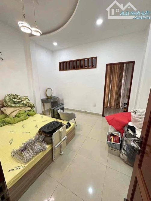 Bán nhà quận 8, Dương Bá Trạc, 3 Tầng, 4,5x14m, nhỉnh 8 tỷ - 2