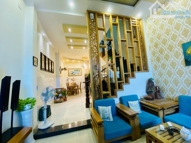 NHÀ ĐẸP Ở NGAY - BÙI QUANG LÀ - GÒ VẤP - 84M2 - 3 TẦNG - 6 PHÒNG NGỦ - VỪA Ở VỪA CHO THUÊ - 2
