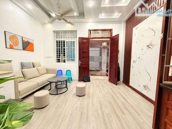 BÁN NHÀ 30M 5TẦNG VÕ CHÍ CÔNG NGHĨA ĐÔ CẦU GIẤY HÀ NỘI - 2