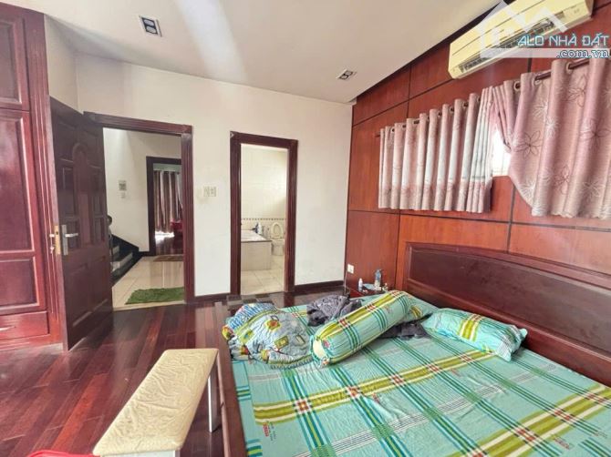 BIỆT THỰ 4 TẦNG MẶT TIỀN TRƯƠNG VĂN THÀNH – DT 235M2 (NGANG10M) – NỘI THẤT GỖ CĂM XE - 2