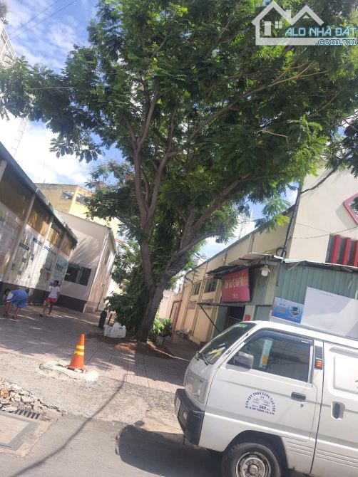 Bán nhà hẻm xe hơi sát mặt tiền đường Đất Thánh,pháp lý rõ ràng, rẻ nhất khu vực - 2