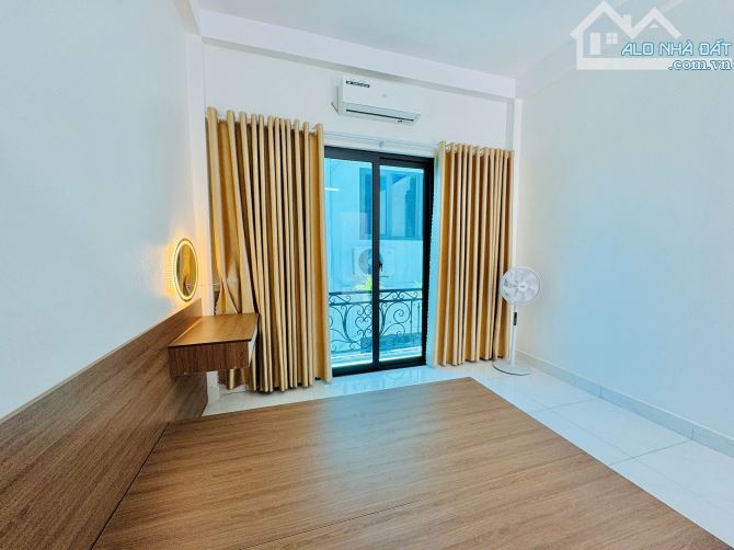 căn nhà đẹp, căn góc trần lãm, ngay gần bv đột quỵ, ngõ oto rộng thoáng, giá 2,x tỷ thiện - 2