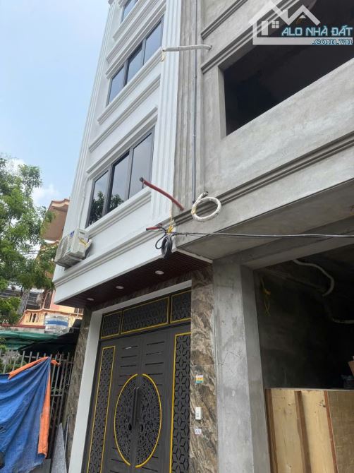 BÁN NHÀ PHỐ CẦU DIỄN – 30M² – 6 TẦNG – 4M MẶT TIỀN – 7 TỶ = 2 MẶT THOÁNG - THANG MÁY - 2