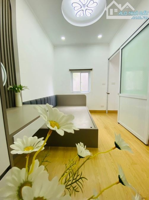 NHÀ KIM HOA – TRUNG TÂM ĐỐNG ĐA – 5M RA Ô TÔ – NGÕ THÔNG HỒ BA MẪU – FULL NỘI THẤT - 2