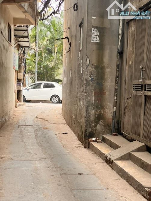 Cô Liên gửi bán nhà Lê trọng tấn, Định Công Thượng. 40m2, 3 nhà ra mặt phố - 2