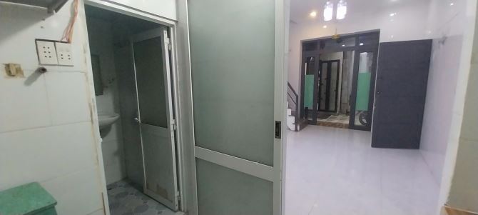 ► Nhà Kiệt 3m Hoàng Diệu thông Nguyễn Hoàng, 56m2, 2 tầng 5PN sân rộng, 3 tỷ - 2