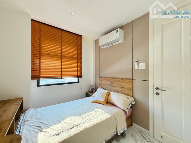 Nhà HXH Gần Công Viên Làng Hoa - 46M2 (4,6X10) - Trệt Lửng 3 Lầu - 3PN - Hoàn Công Đủ - 28